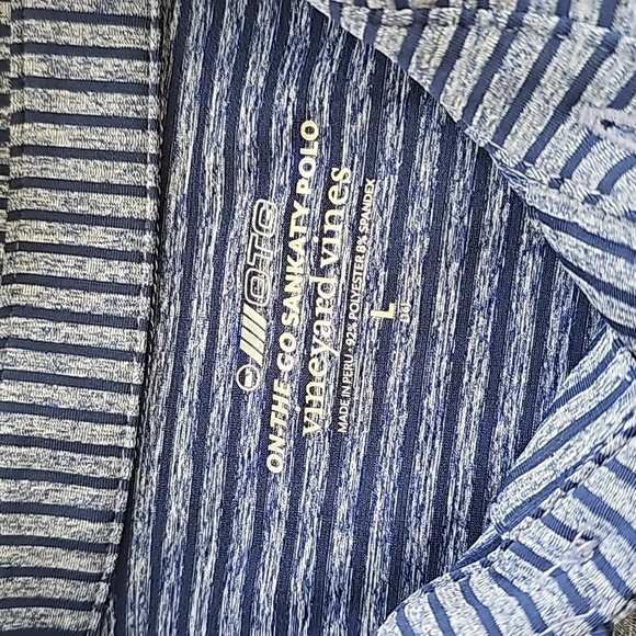 Polo - Picture 2 of 3